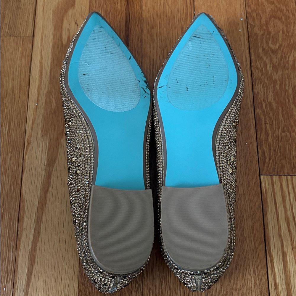 Betsey Johnson Gold Embellished Flats 6.5 - Picture 5 of 8